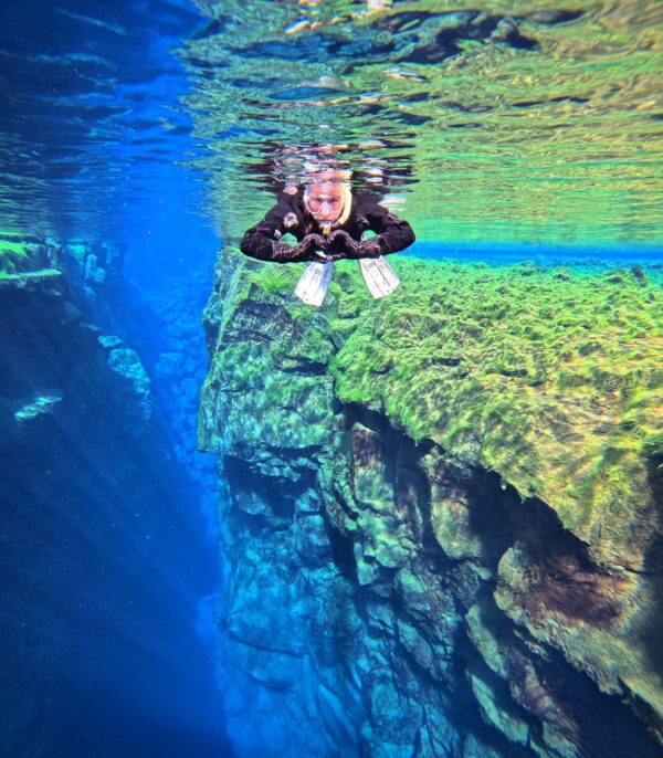 Snorkeling between Continents in Silfra - Free Underwater Photos - Image 2