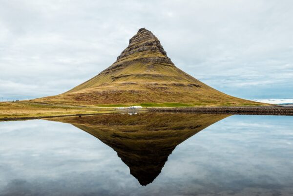 4 Day Summer Minibus Tour: South Coast, Golden Circle, Snaefellsnes and Jokulsarlon