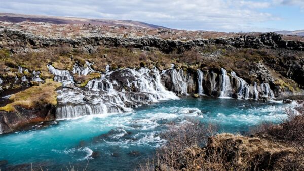 8 Day Around Iceland Winter Minibus Tour - Image 7