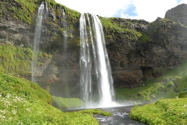 Explore the Waterfalls of the South Coast - Image 5