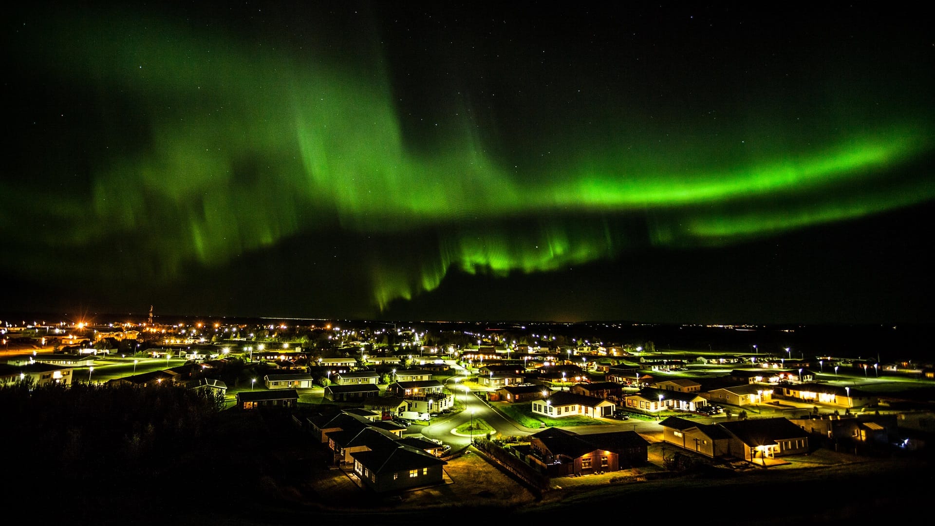 3-Day Northern Lights Adventure | Midgard