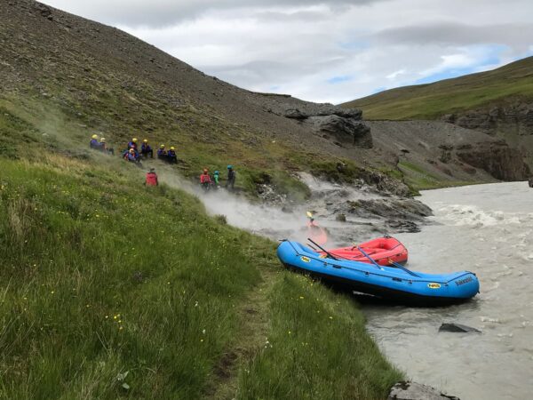Family River rafting - Image 11