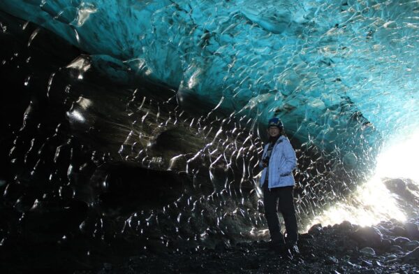 4 Day Winter Minibus Tour: Blue Ice Cave, South Coast, Golden Circle, Snaefellsnes & Northern Lights - Image 5