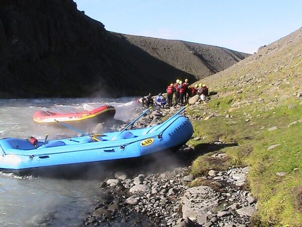 Family River rafting - Image 7