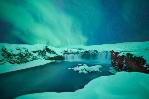 6 Day Around Iceland Winter Minibus Tour - Image 6
