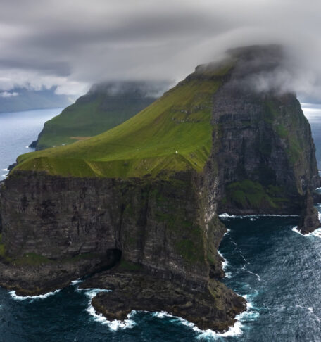 Exploring the Faroe Islands: A Complete Guide to Travel and Transport